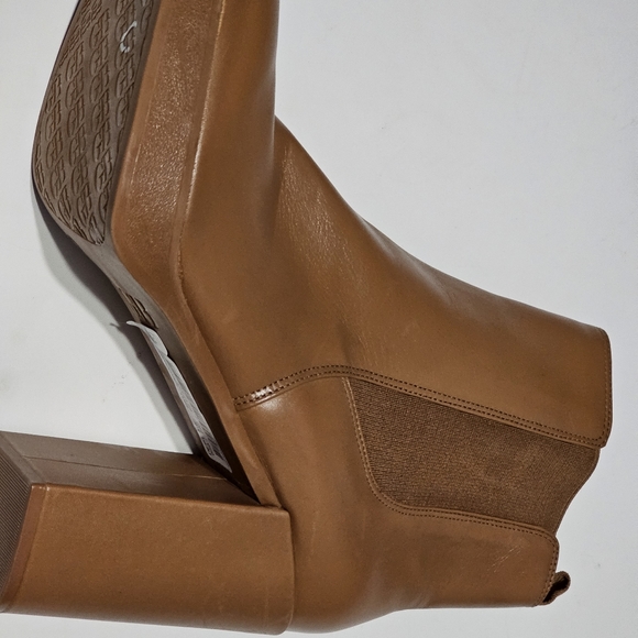 Gianni Bini Brown Leather Platform Ankle Booties Size 10M NWT - Picture 2 of 8